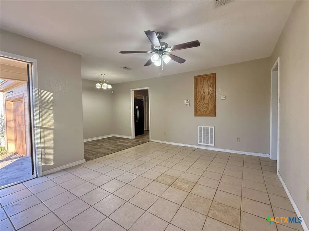 1202 Stewart Street Killeen, TX 76541