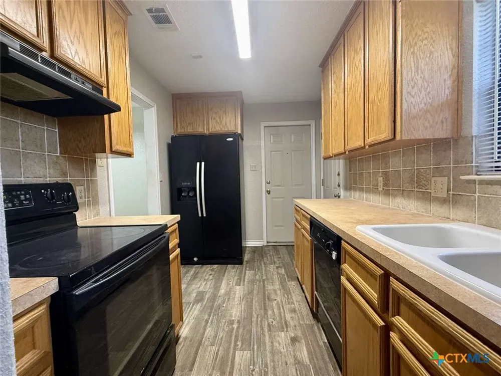 1202 Stewart Street Killeen, TX 76541