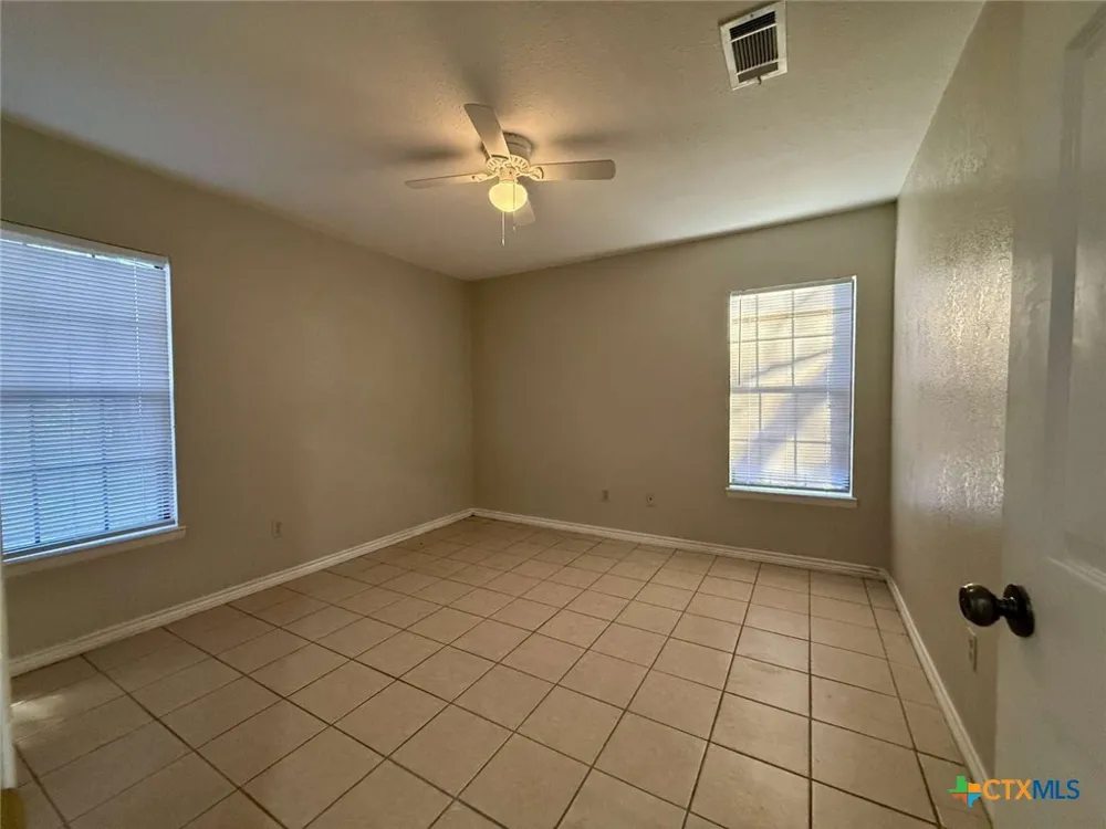 1202 Stewart Street Killeen, TX 76541