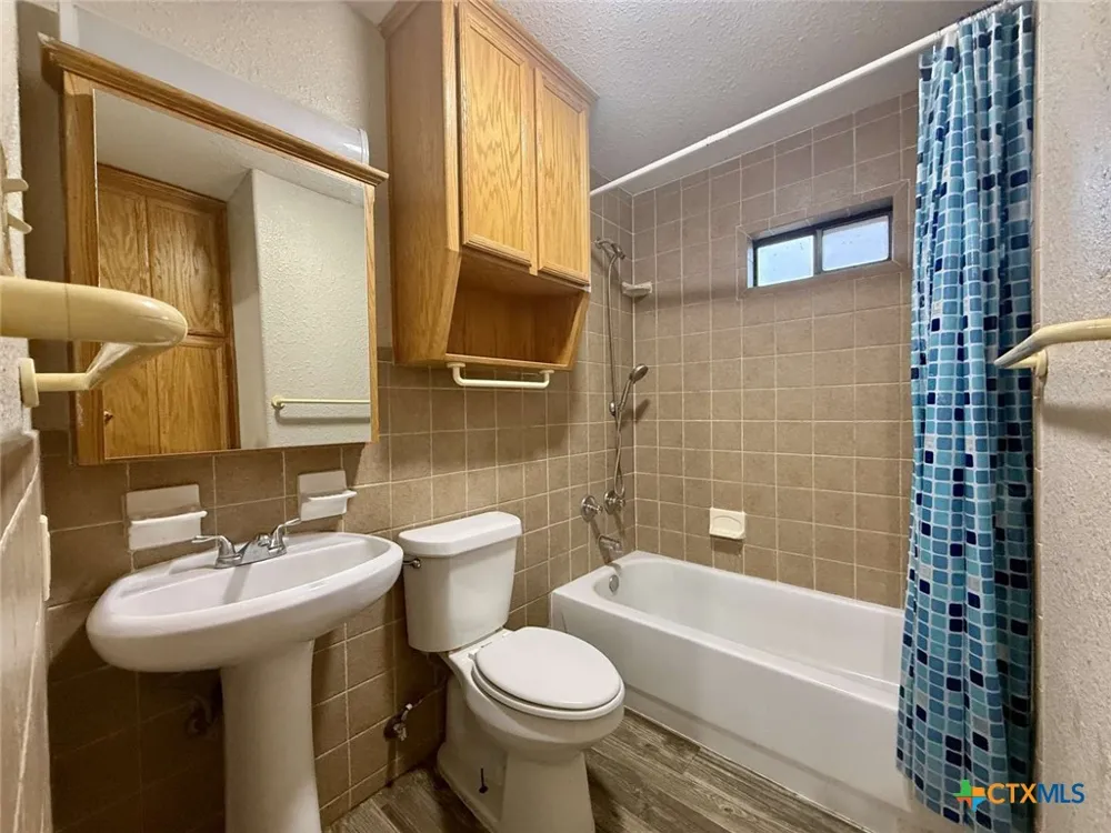 1202 Stewart Street Killeen, TX 76541