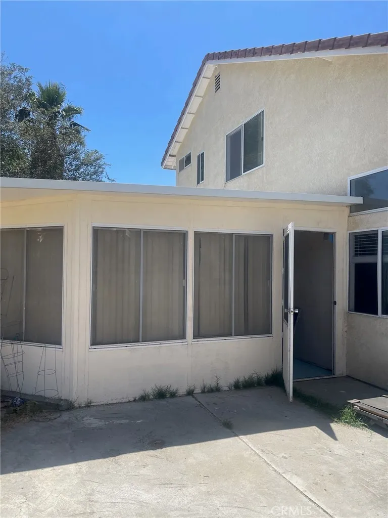 985 Windsong San Jacinto, CA 92582