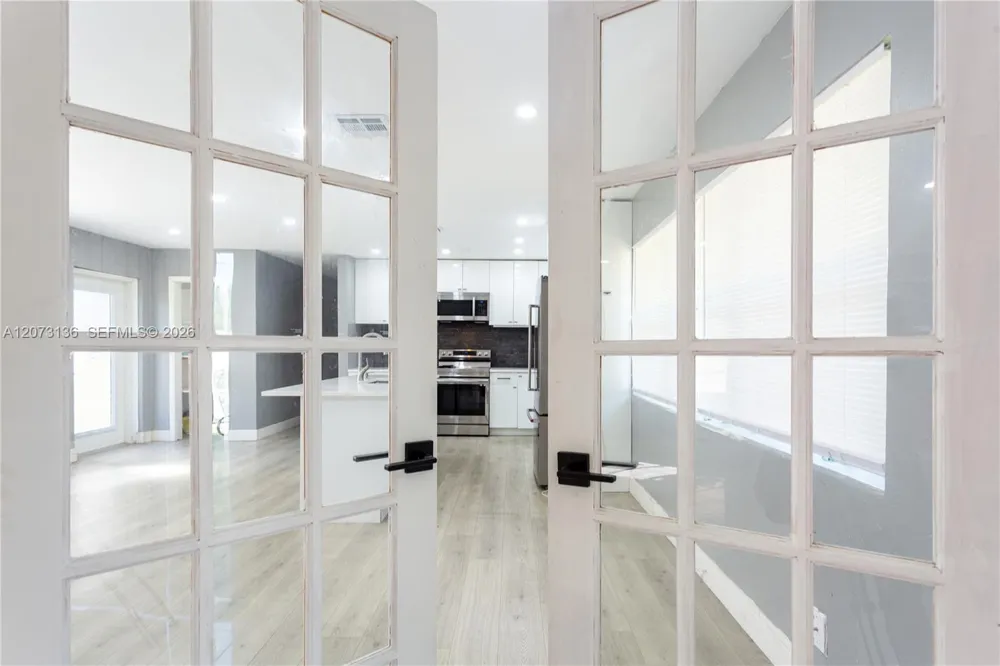 1725 NW 10th Ave Fort Lauderdale, FL 33311