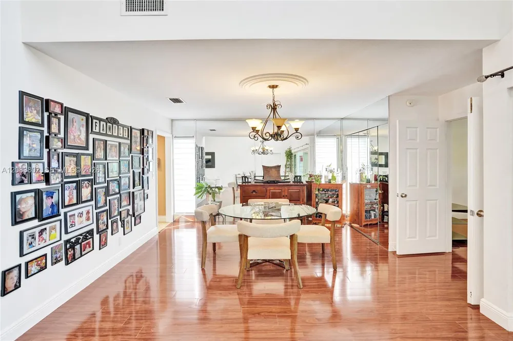 6141 Old Court Rd #229 Boca Raton, FL 33433
