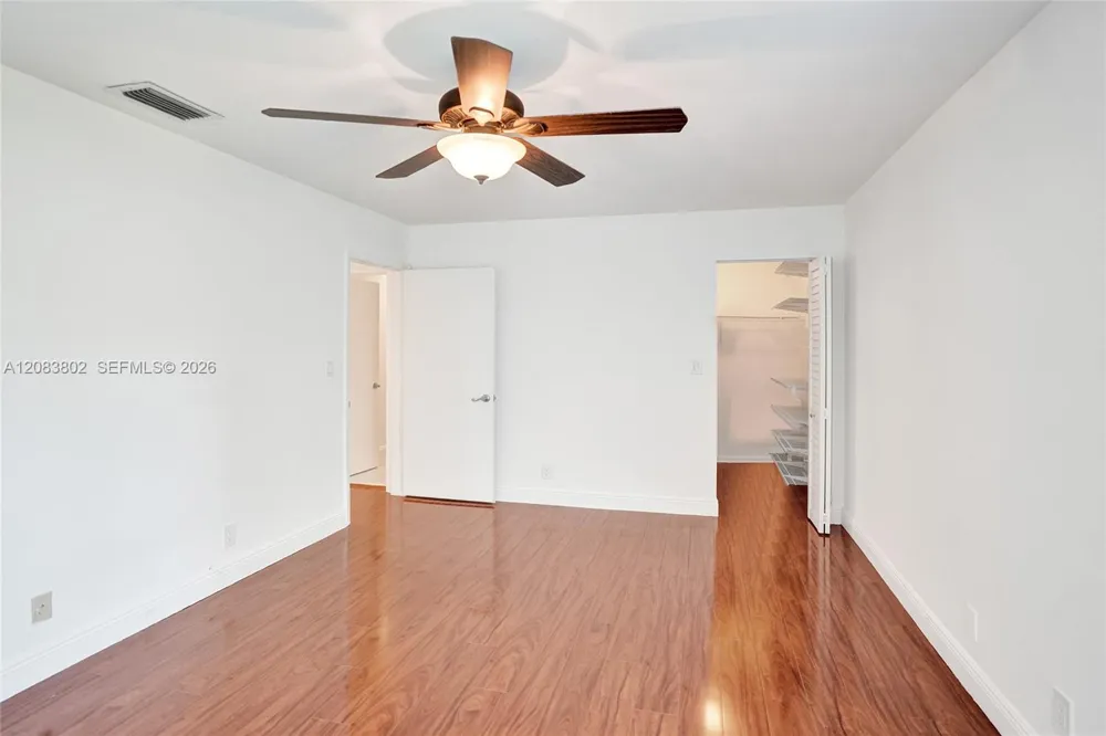 6141 Old Court Rd #229 Boca Raton, FL 33433