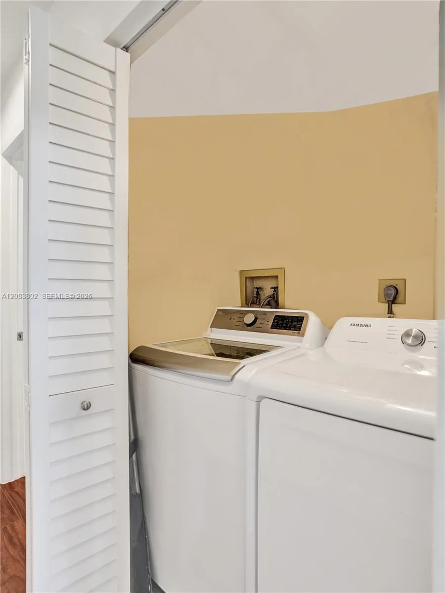 6141 Old Court Rd #229 Boca Raton, FL 33433