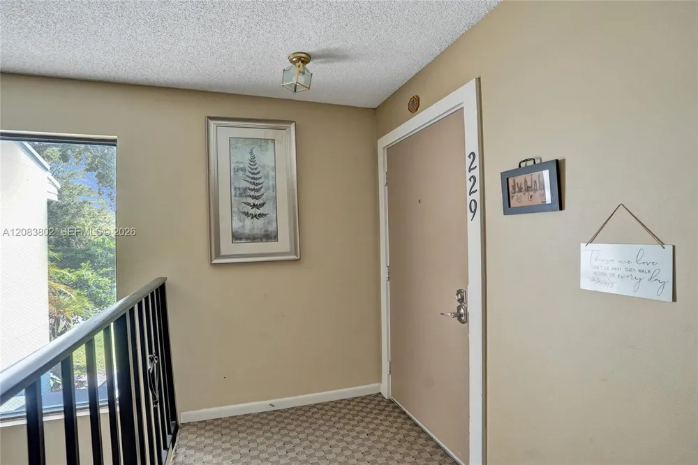 6141 Old Court Rd #229 Boca Raton, FL 33433