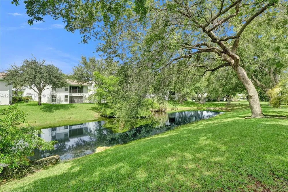 6141 Old Court Rd #229 Boca Raton, FL 33433