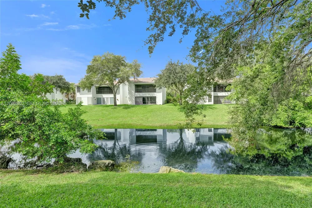 6141 Old Court Rd #229 Boca Raton, FL 33433