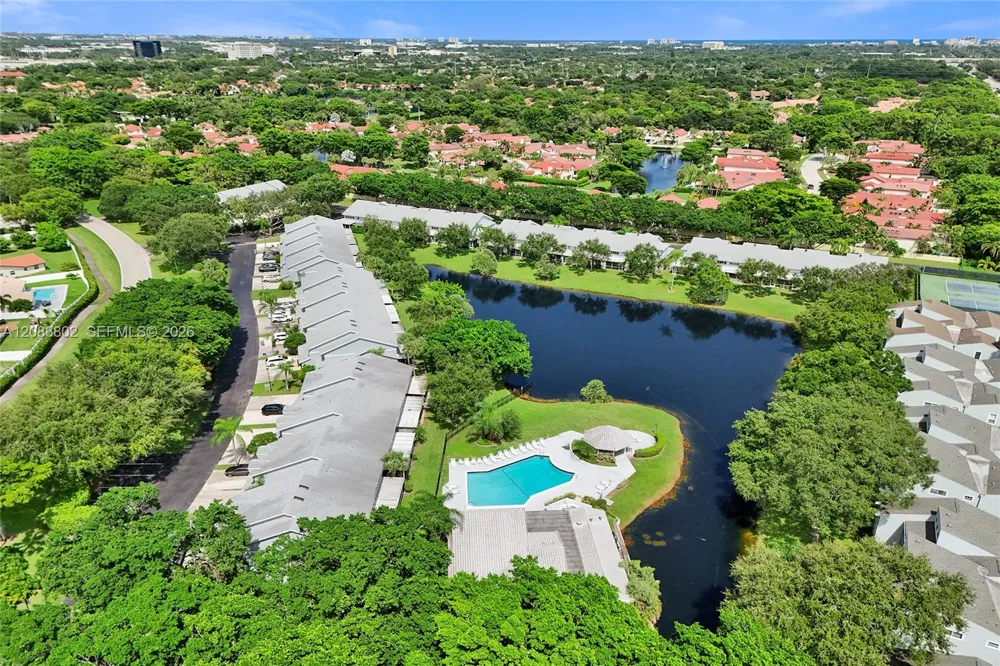 6141 Old Court Rd #229 Boca Raton, FL 33433