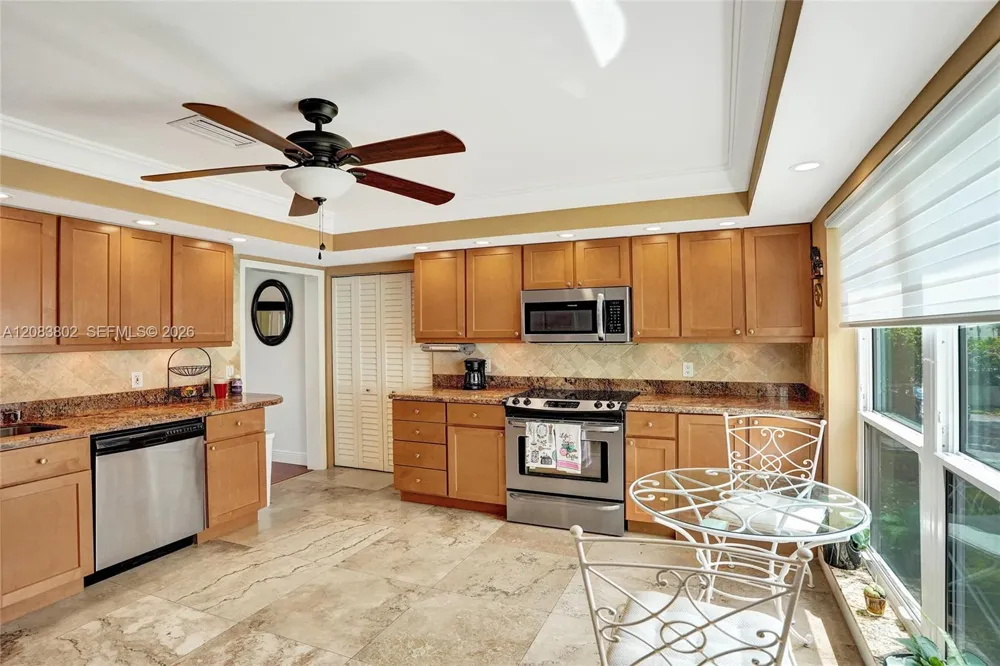 6141 Old Court Rd #229 Boca Raton, FL 33433