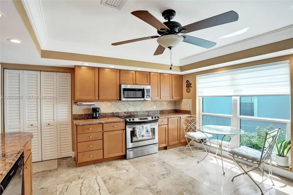 6141 Old Court Rd #229 Boca Raton, FL 33433