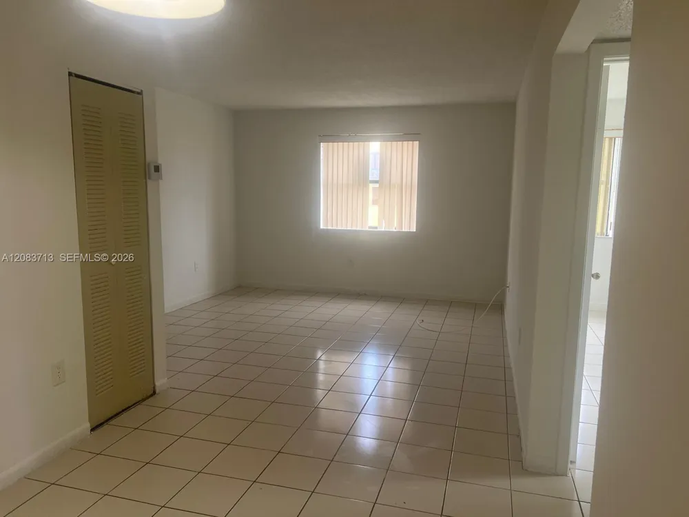 560 NW 114th Ave #204 Sweetwater, FL 33172