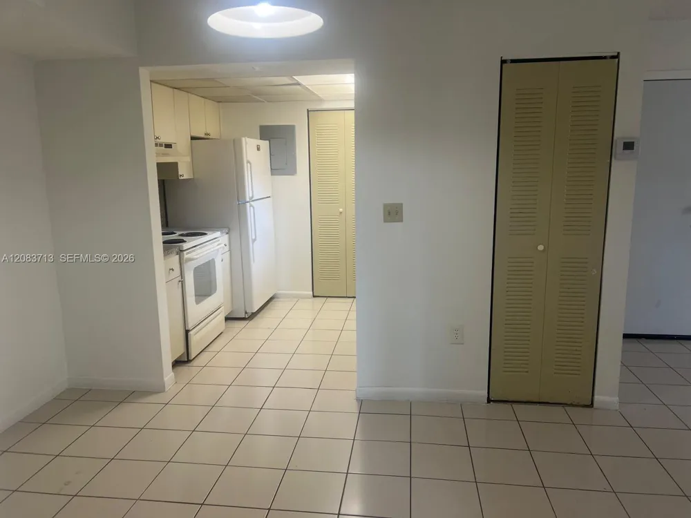 560 NW 114th Ave #204 Sweetwater, FL 33172
