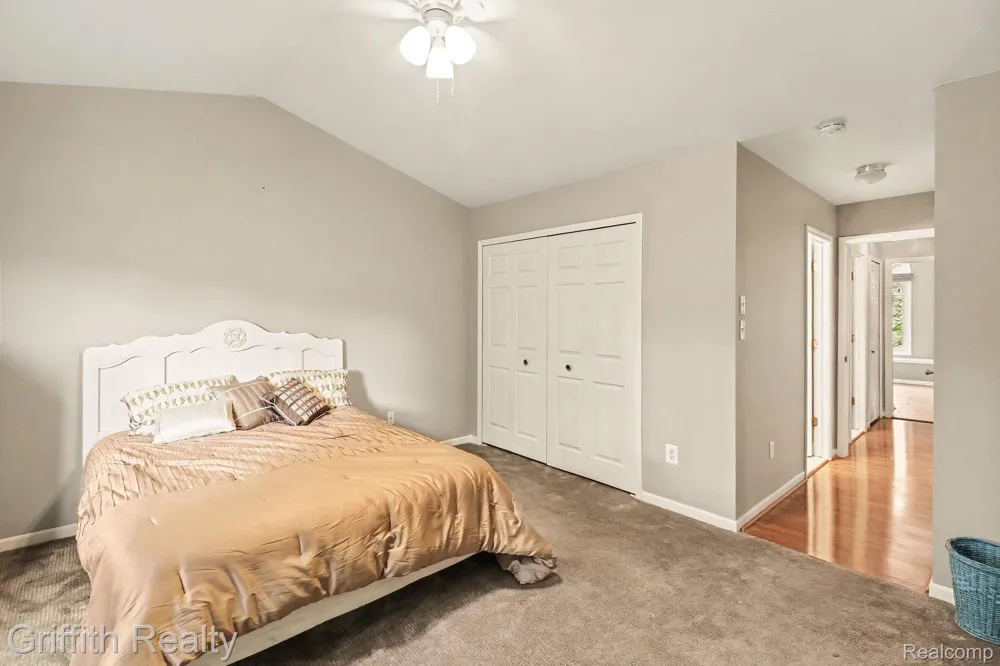 216 Sisu Knoll Drive Brighton City, MI 48116