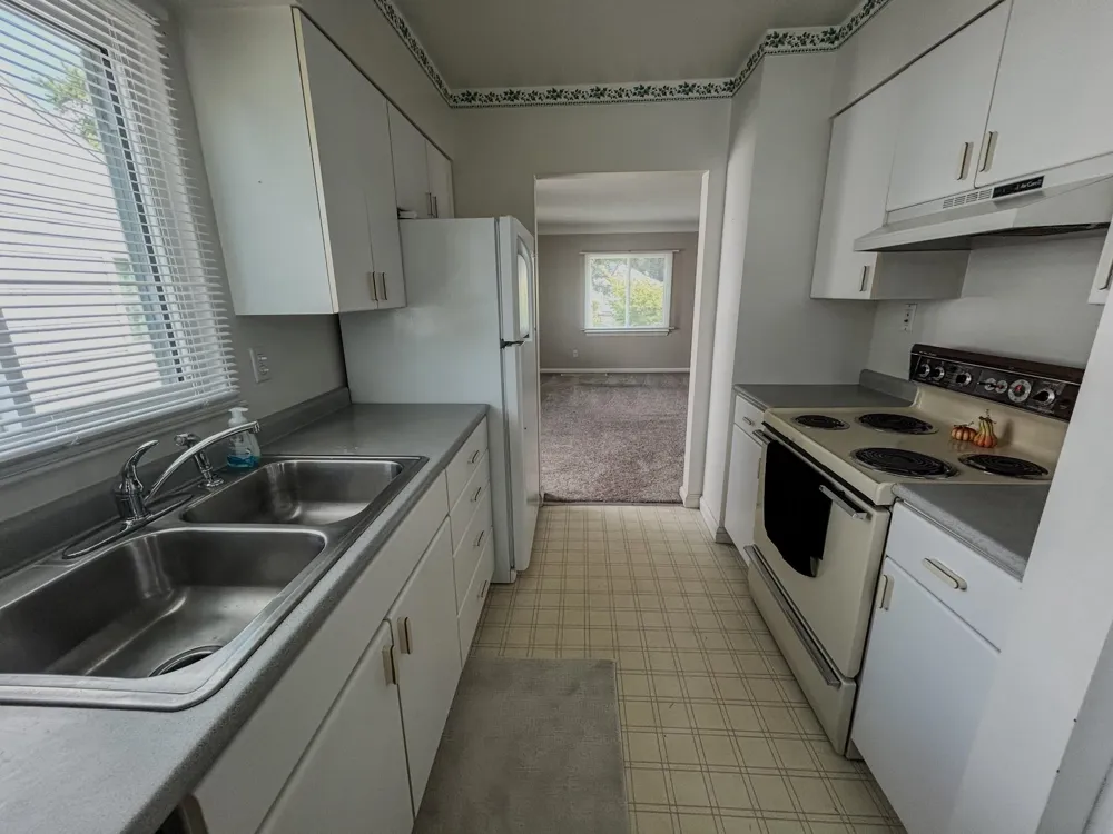 3505 Gratiot Avenue Flint City, MI 48503