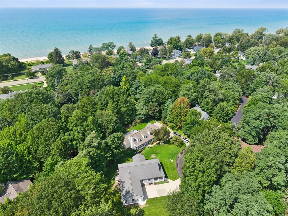 556 Shore Drive #14 South Haven City, MI 49090