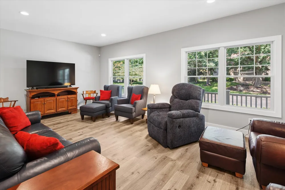 556 Shore Drive #14 South Haven City, MI 49090
