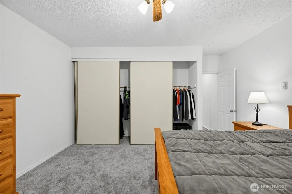 14445 NE 40th Street #D101 Bellevue, WA 98007