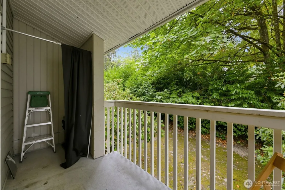 14445 NE 40th Street #D101 Bellevue, WA 98007