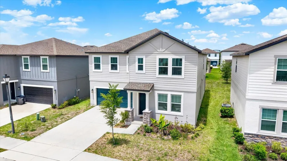 2310 LANCASHIRE STREET Davenport, FL 33896