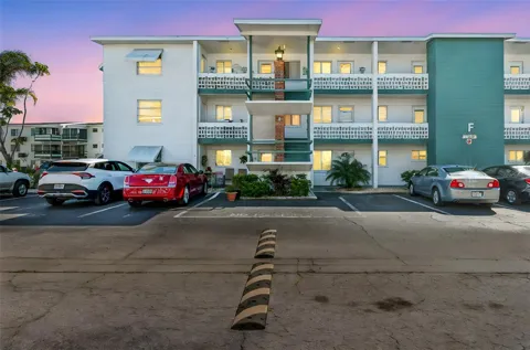 1881 RESTFUL DRIVE #L32