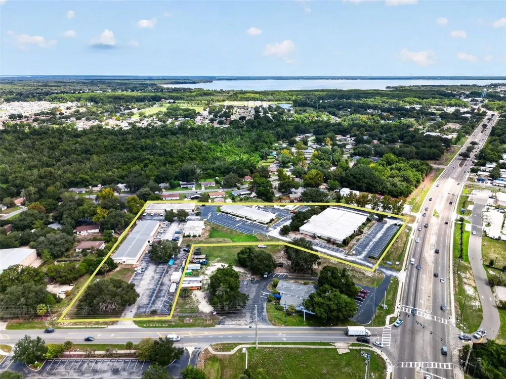 1300 S DUNCAN DRIVE Tavares, FL 32778