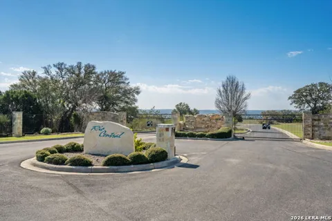 365 RIVER CLIFF PL