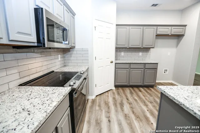 253 CORDERO DR Cibolo, TX 78108