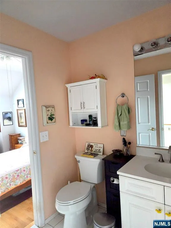 45 Royal 28 Hawthorne, NJ 07506