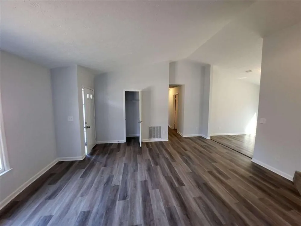 915 Fox Valley Court Stone Mountain, GA 30088