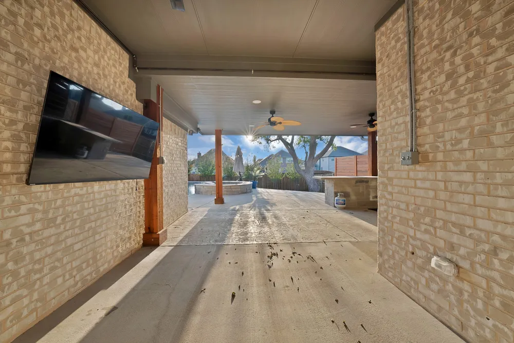 125 Colonial Drive Joshua, TX 76058