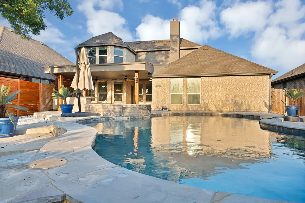 125 Colonial Drive Joshua, TX 76058