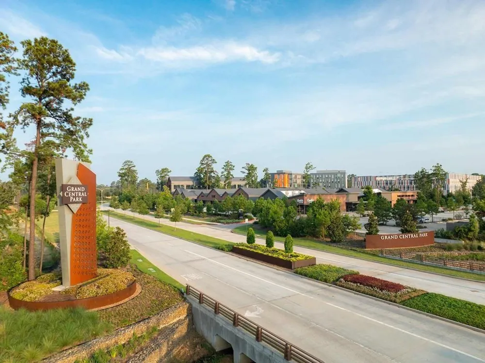 318 Sierra Stream Lane Conroe, TX 77304