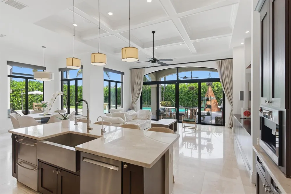 16907 Crown Bridge Drive Delray Beach, FL 33446