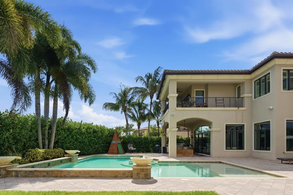 16907 Crown Bridge Drive Delray Beach, FL 33446