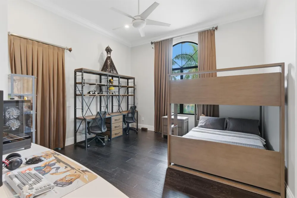 16907 Crown Bridge Drive Delray Beach, FL 33446