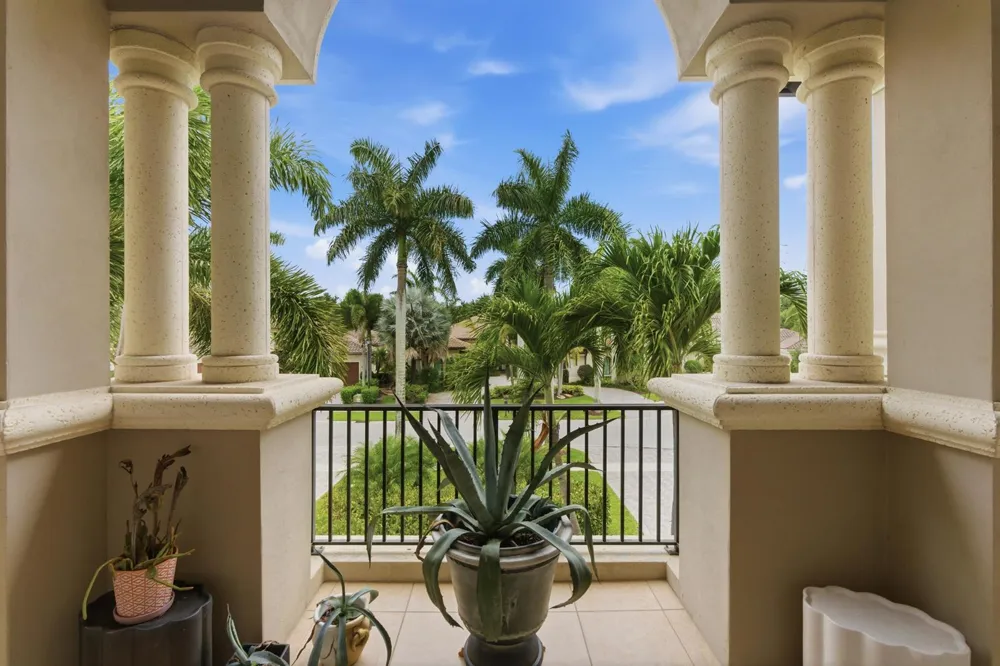 16907 Crown Bridge Drive Delray Beach, FL 33446
