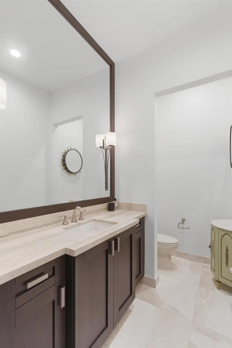16907 Crown Bridge Drive Delray Beach, FL 33446
