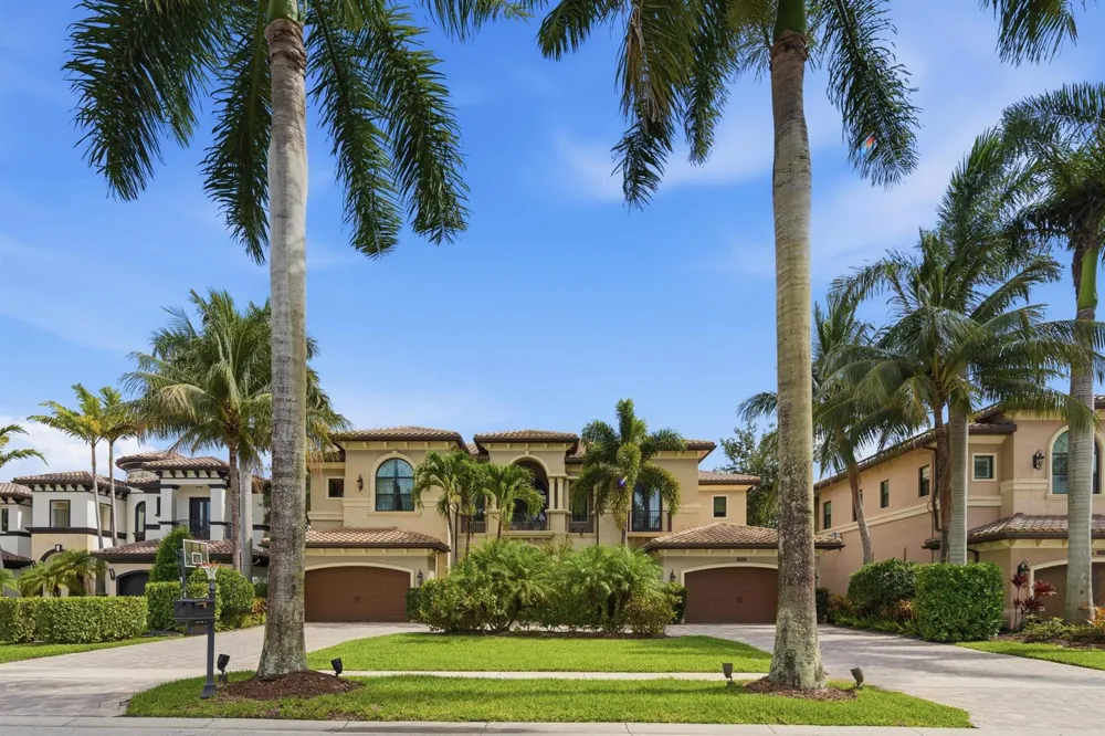16907 Crown Bridge Drive Delray Beach, FL 33446