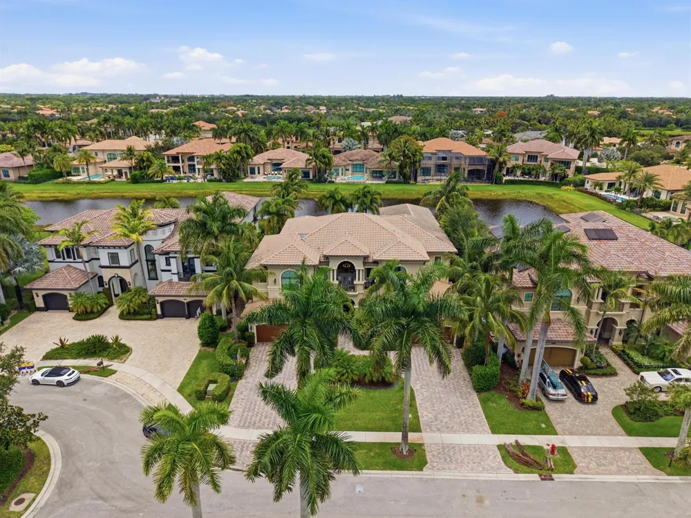 16907 Crown Bridge Drive Delray Beach, FL 33446