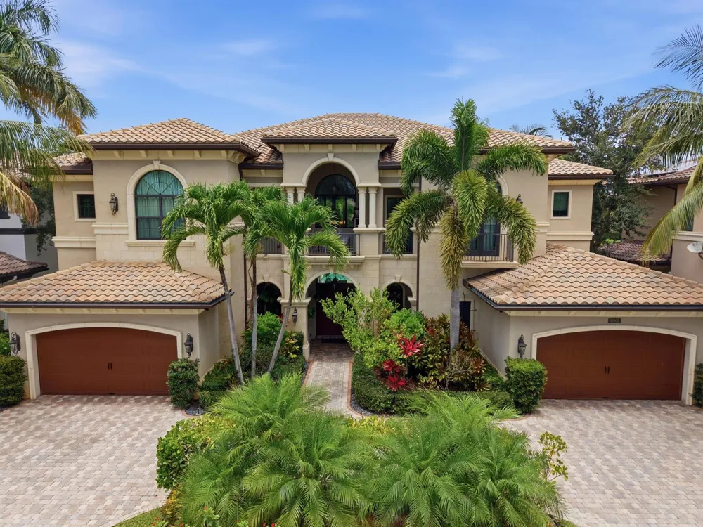 16907 Crown Bridge Drive Delray Beach, FL 33446