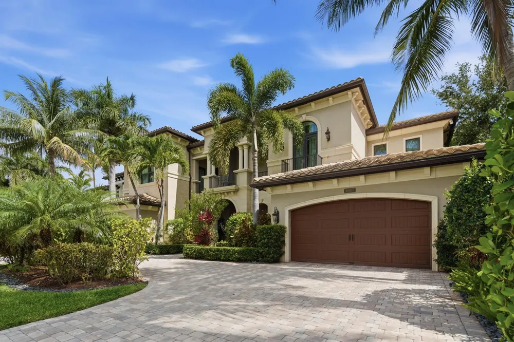 16907 Crown Bridge Drive Delray Beach, FL 33446