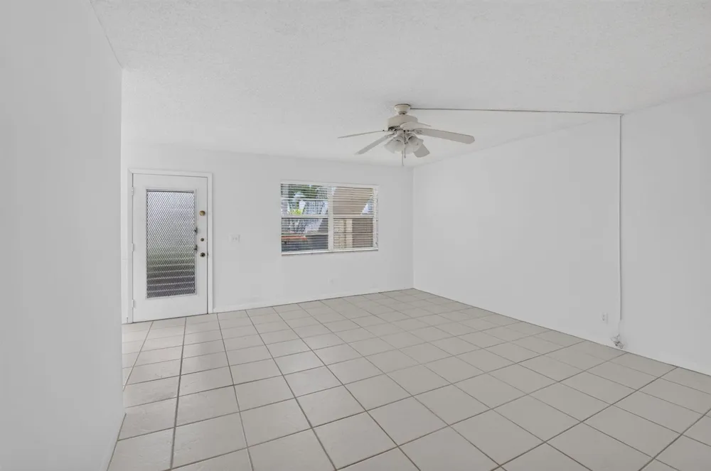 200 Normandy E #200 Delray Beach, FL 33484