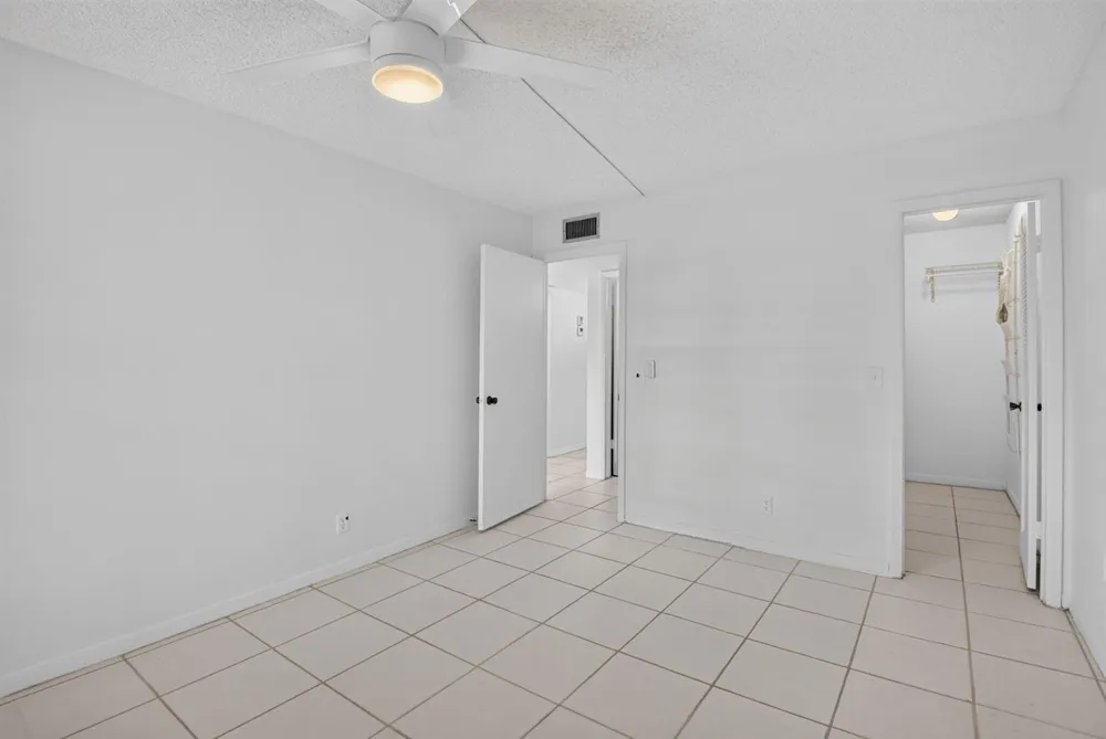 200 Normandy E #200 Delray Beach, FL 33484