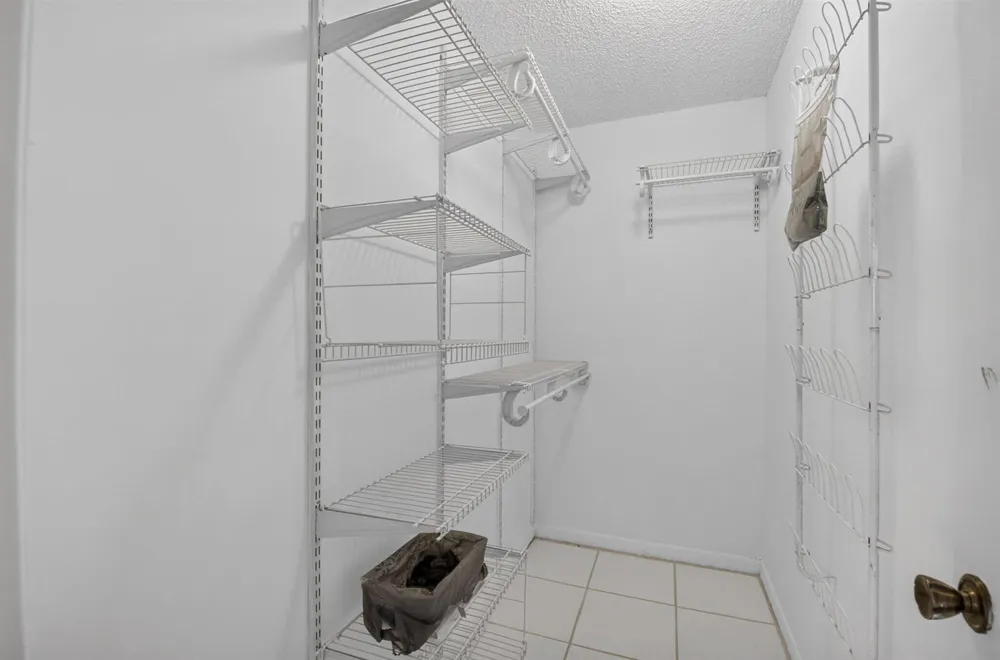 200 Normandy E #200 Delray Beach, FL 33484