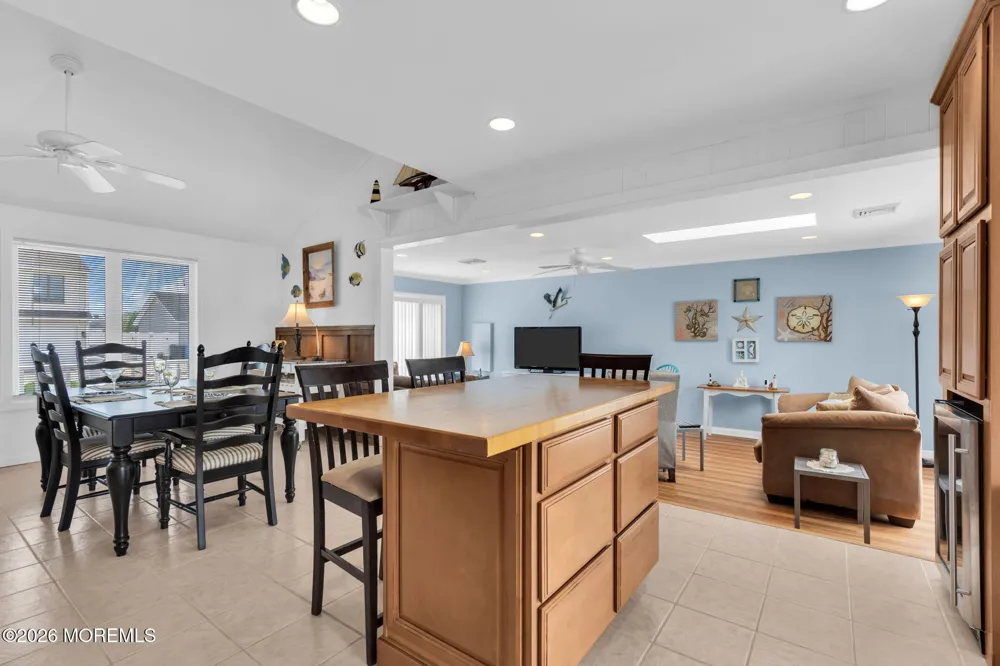 184 Catherine Lane Manahawkin, NJ 08050
