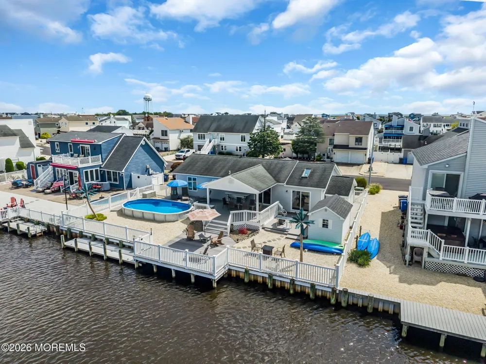 184 Catherine Lane Manahawkin, NJ 08050