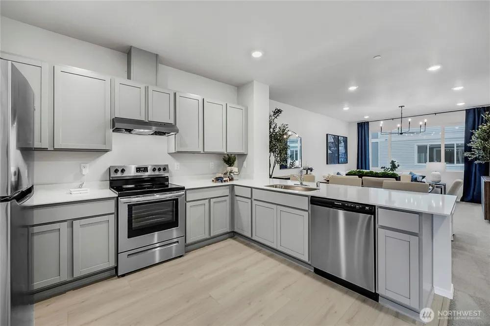 34155 Pinnacle Peak Avenue SE Black Diamond, WA 98010