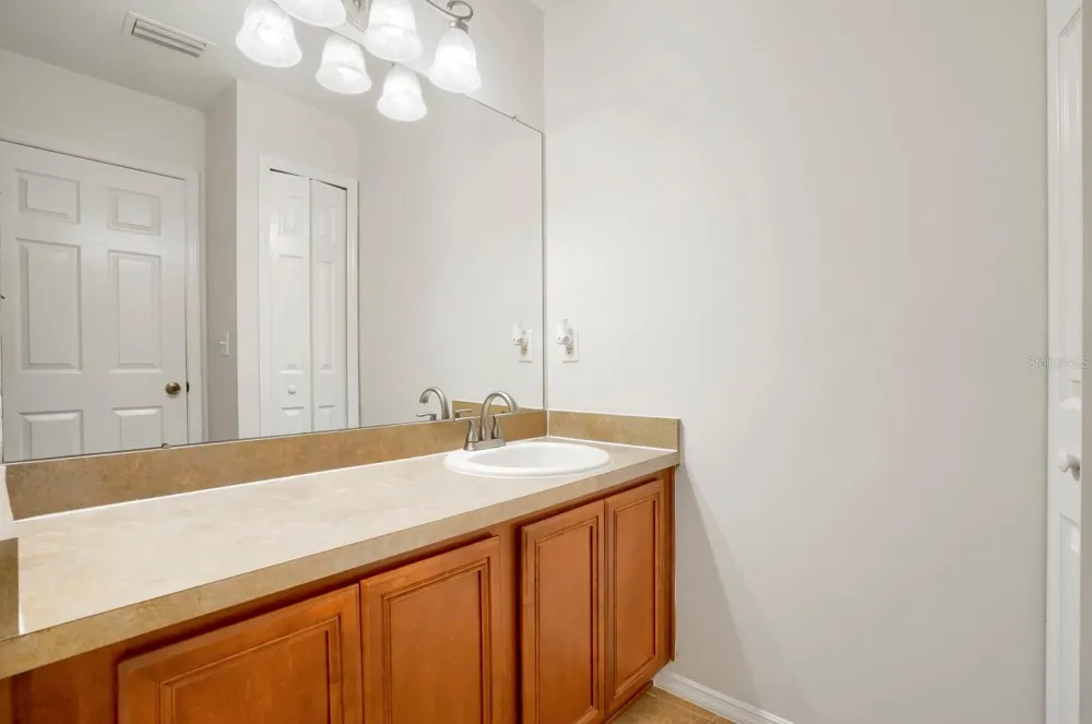 2453 EDGEWATER FALLS DRIVE Brandon, FL 33511
