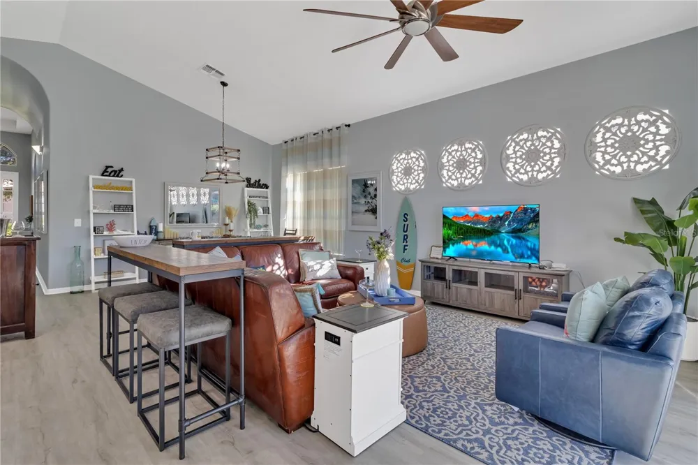 926 TUSCAN HILLS BLVD Davenport, FL 33897
